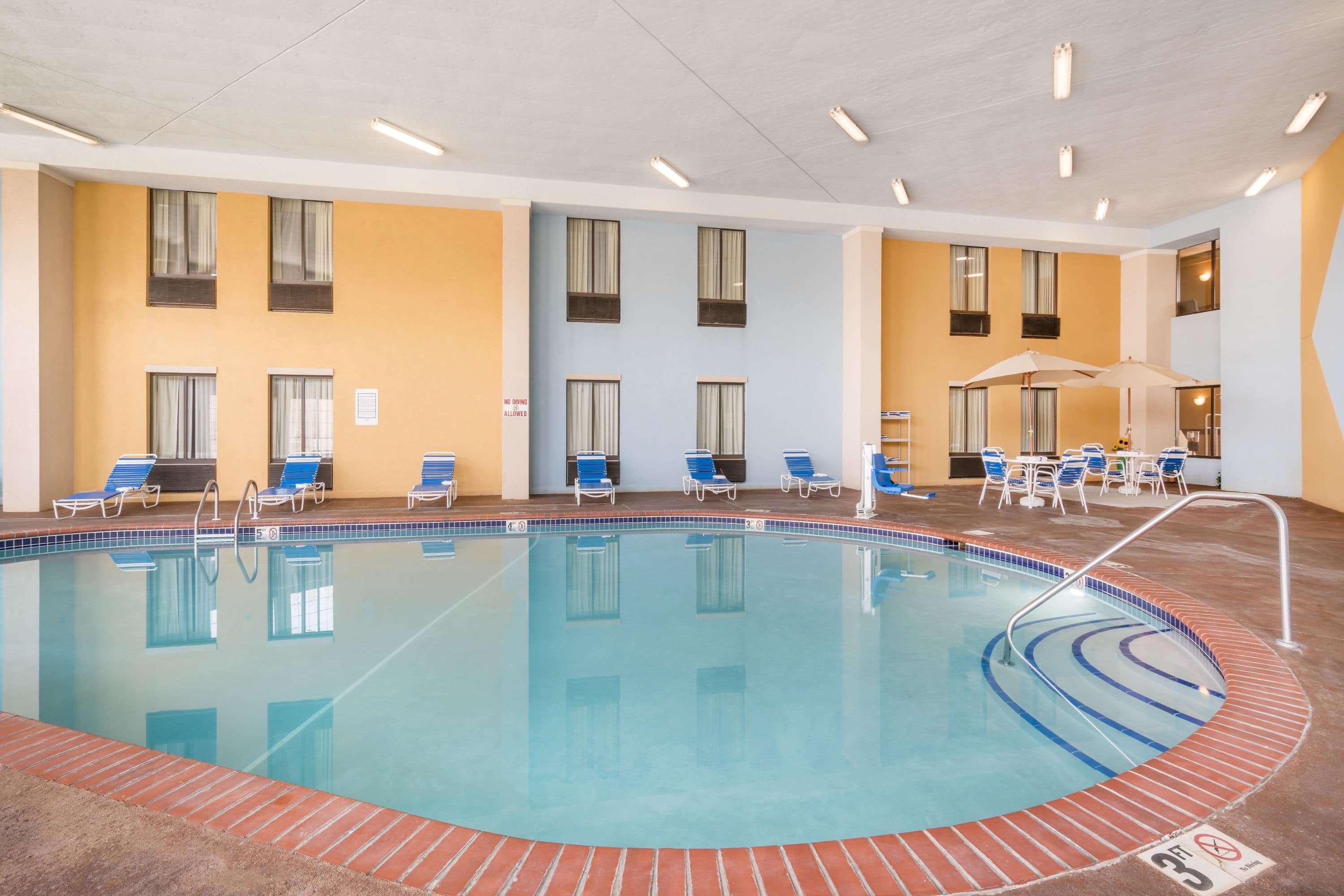 Americinn By Wyndham Johnston Des Moines Urbandale Dış mekan fotoğraf