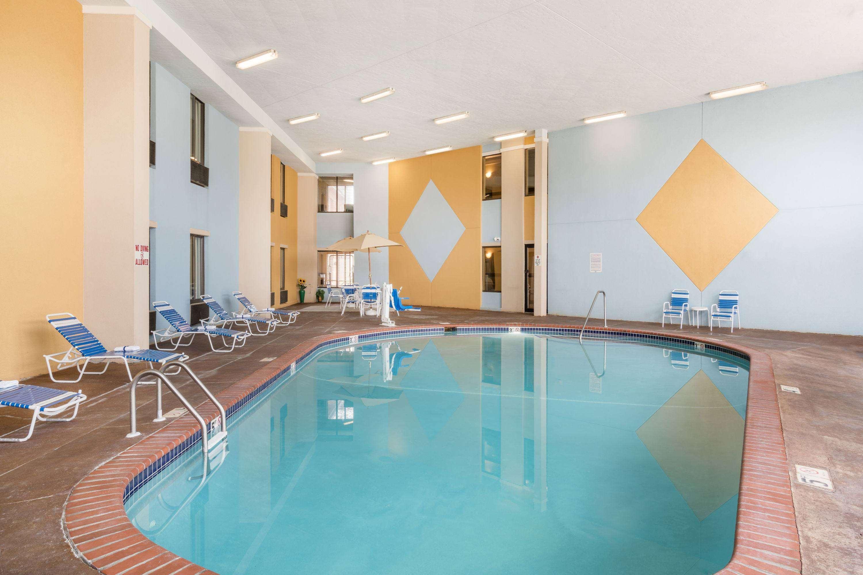 Americinn By Wyndham Johnston Des Moines Urbandale Dış mekan fotoğraf